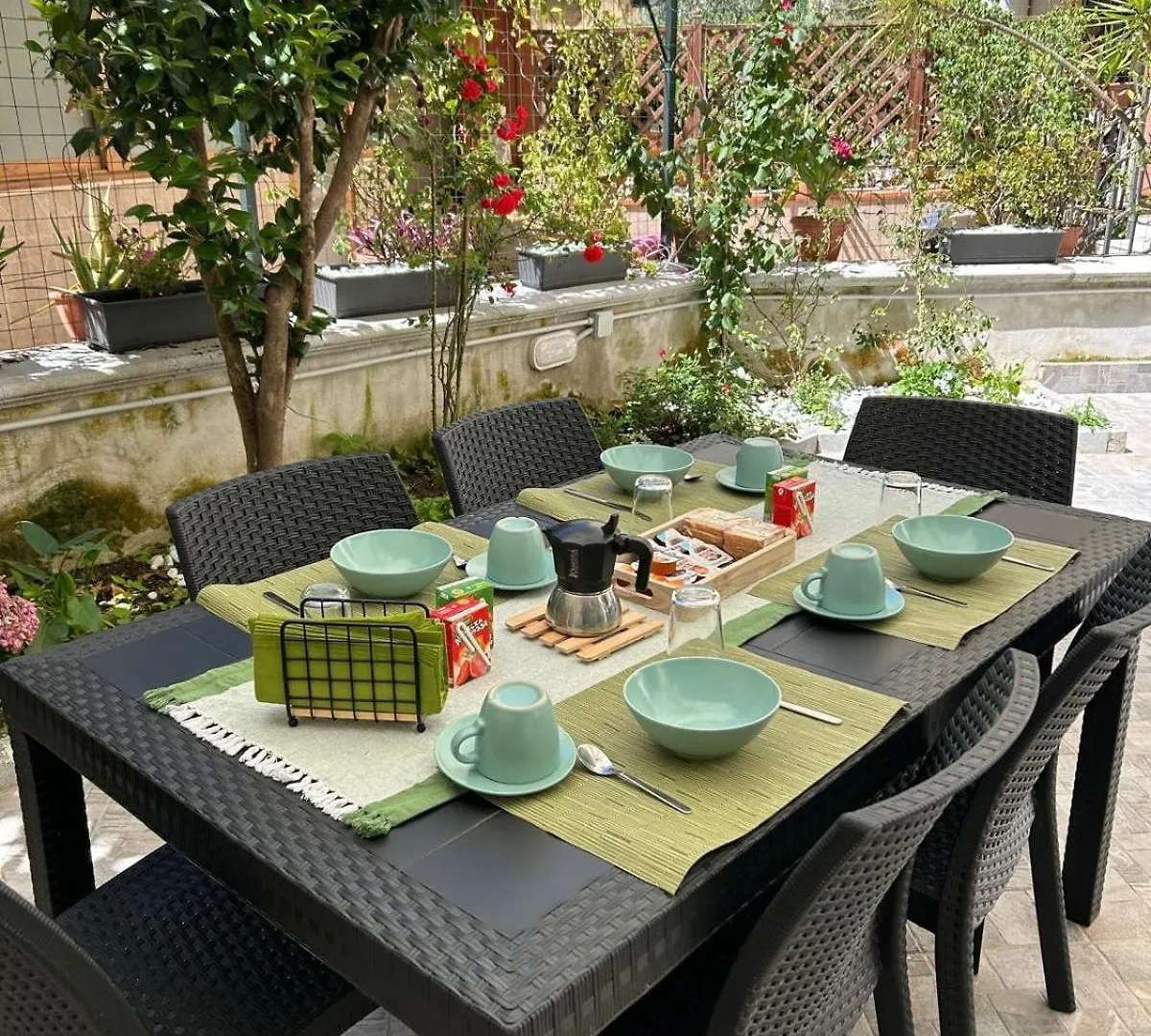 Mirea Apartments Naples