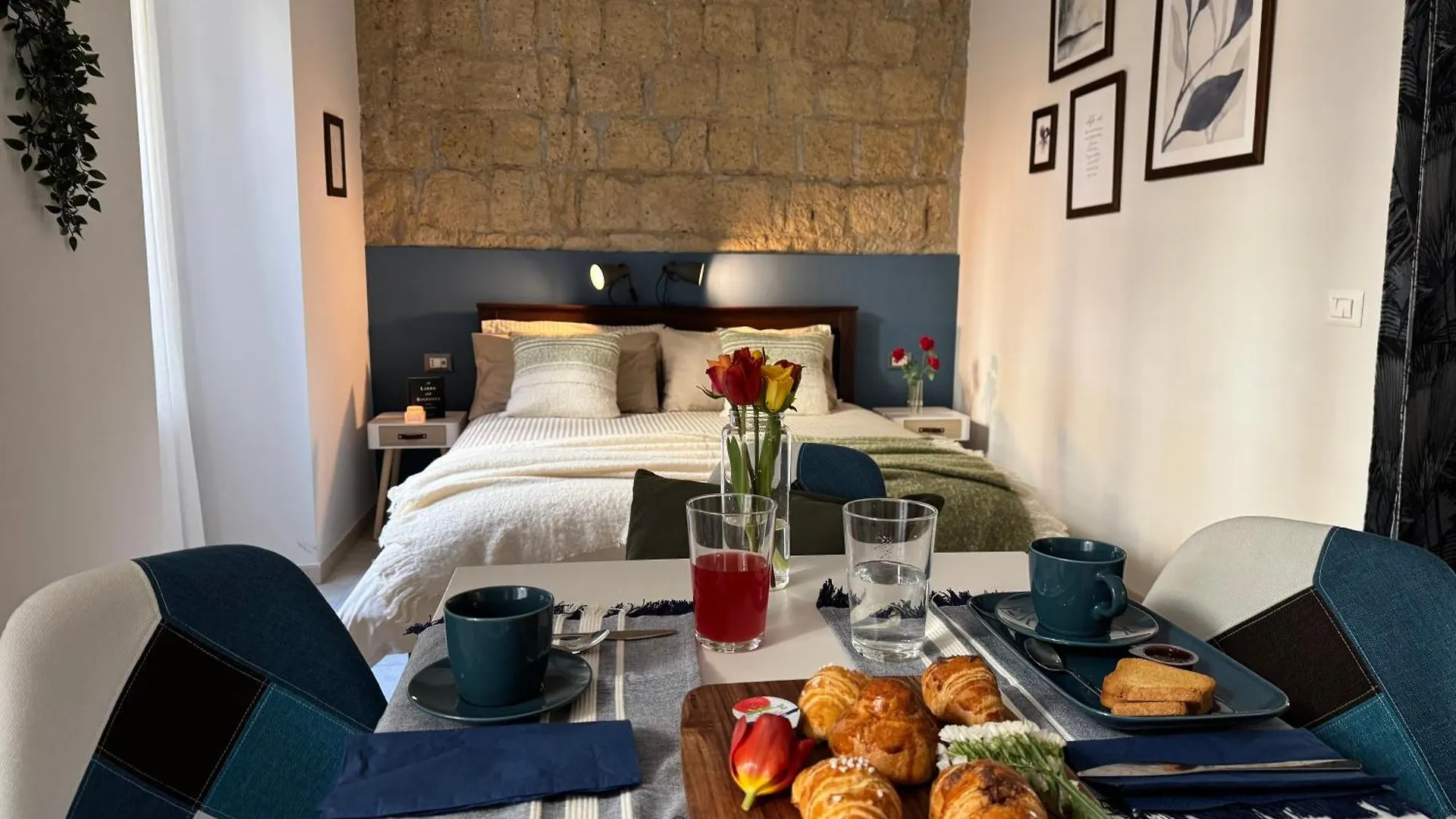 Mirea Apartments Naples Italy